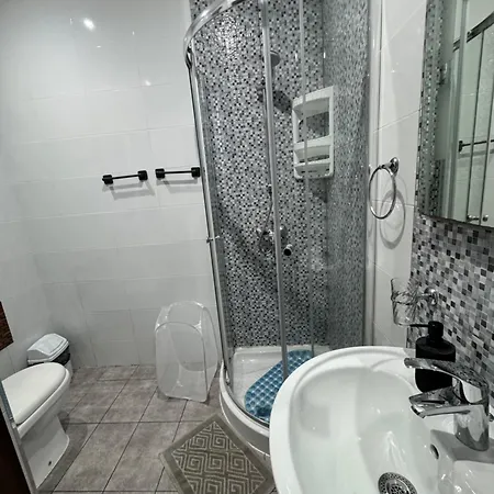 Deluxe Double Bedroom In Centre And Shared Flat * Gzira