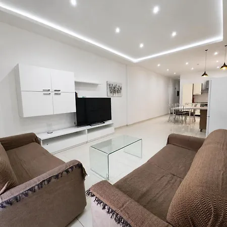 Deluxe Double Bedroom In Centre And Shared Flat